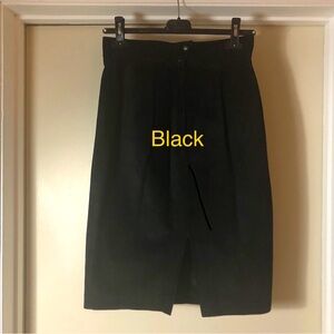 Danier Suede Leather Pencil Skirt, BLACK, Size M/10, back vent, Gun Metal Snaps